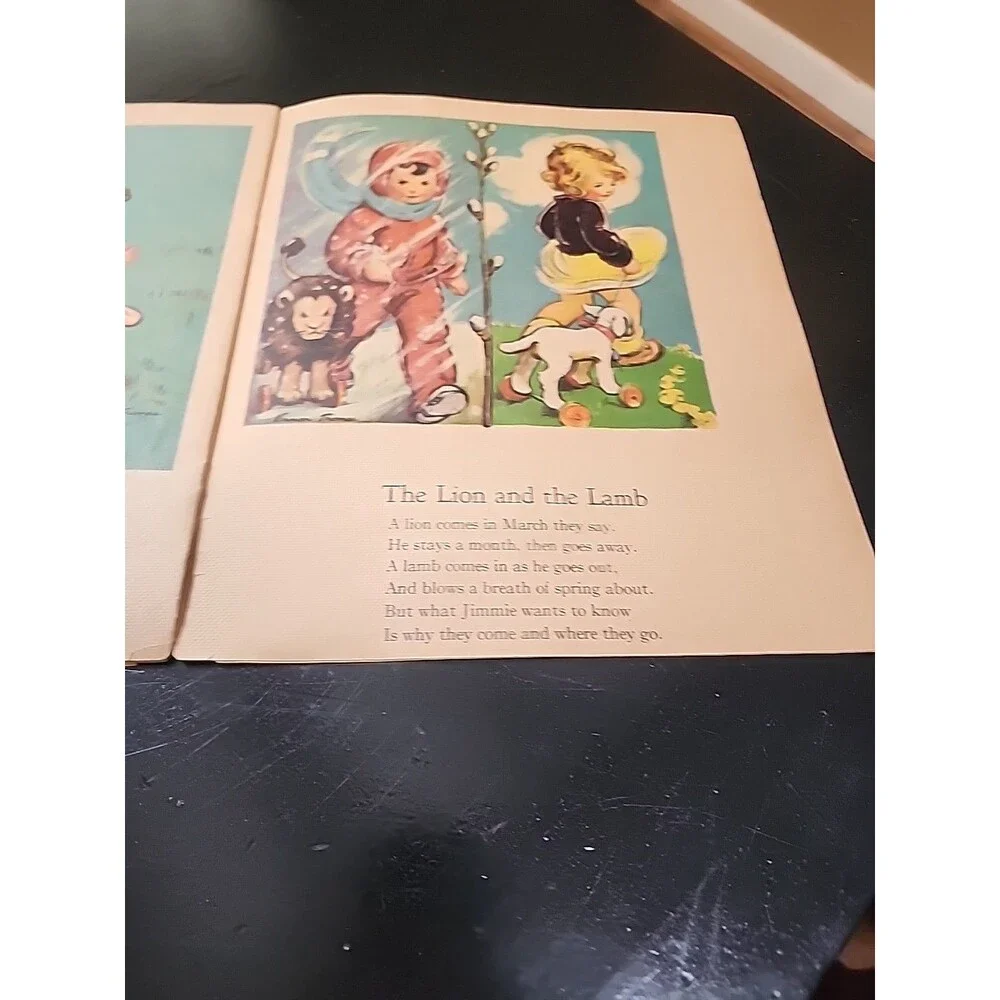 Vintage Nursery Rhymes Samuel Lowe Company Paperback Book 1942